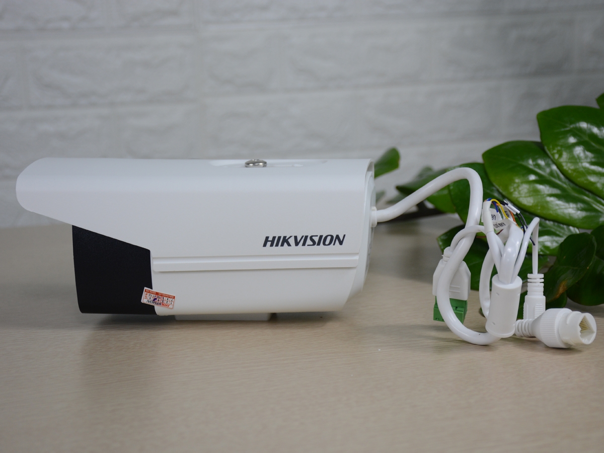 Camera IP hồng ngoại 2.0 Megapixel Hikvision DS-2CD2T21G0-IS