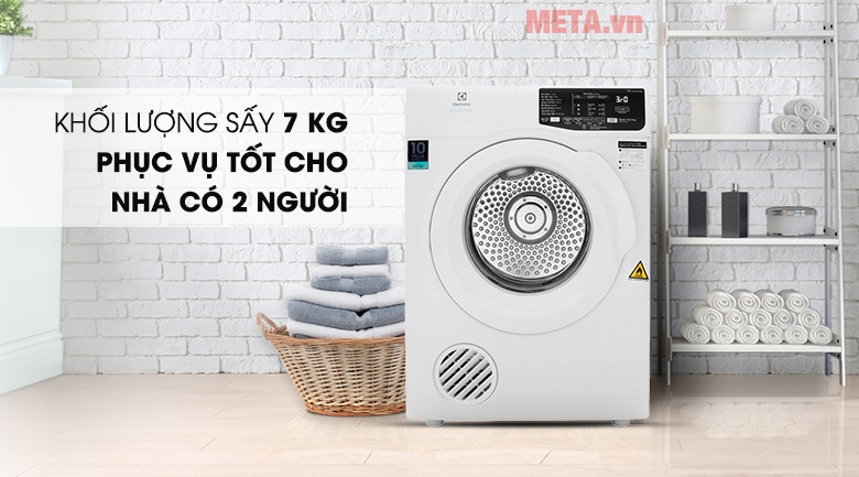 Khối lượng sấy 7kg phù hợp với gia đình 2 - 3 thành viên