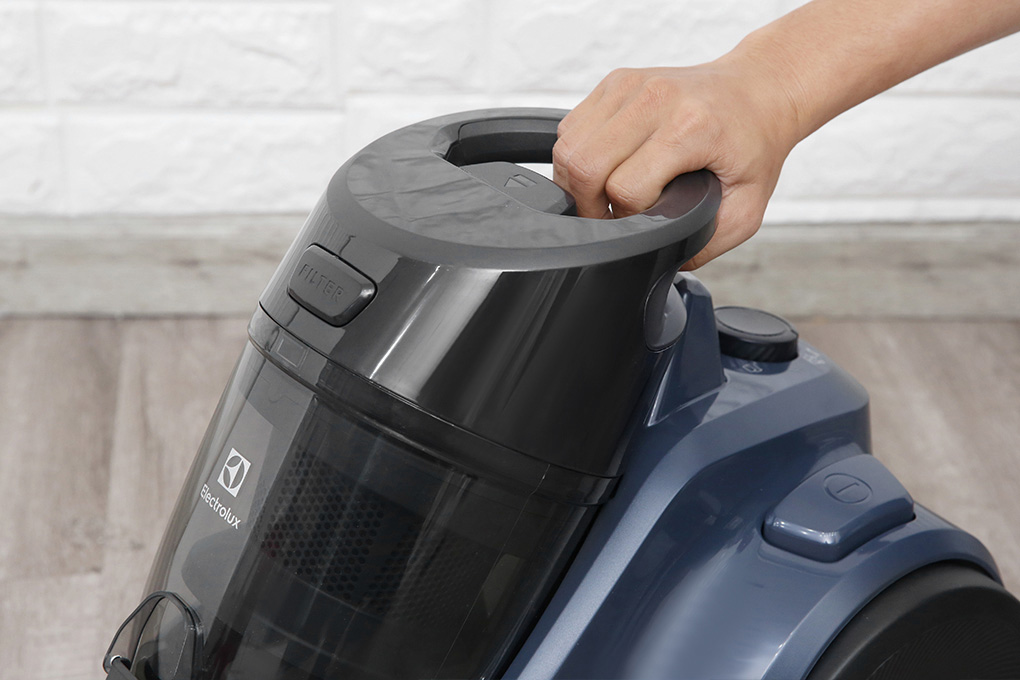 Máy hút bụi Electrolux EC41-2DB 2000W