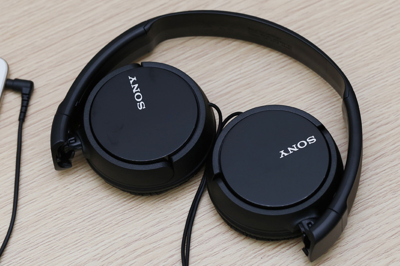 Tai nghe chụp tai có mic Sony MDR-ZX110AP