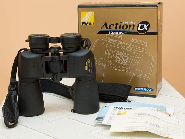 Ống nhòm Nikon Action EX 12X50 CF