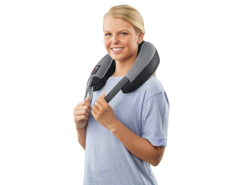 Đai massage cổ vai gáy kèm nhiệt hồng ngoại HoMedics NMSQ-217HJ