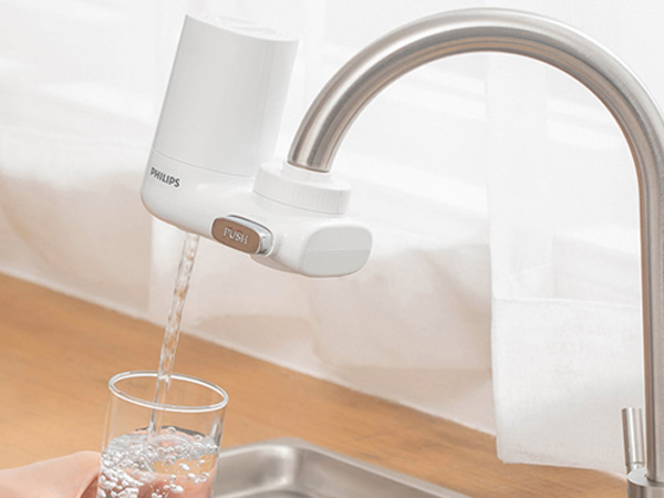Thiết bị lọc nước tại vòi Philips AWP3753