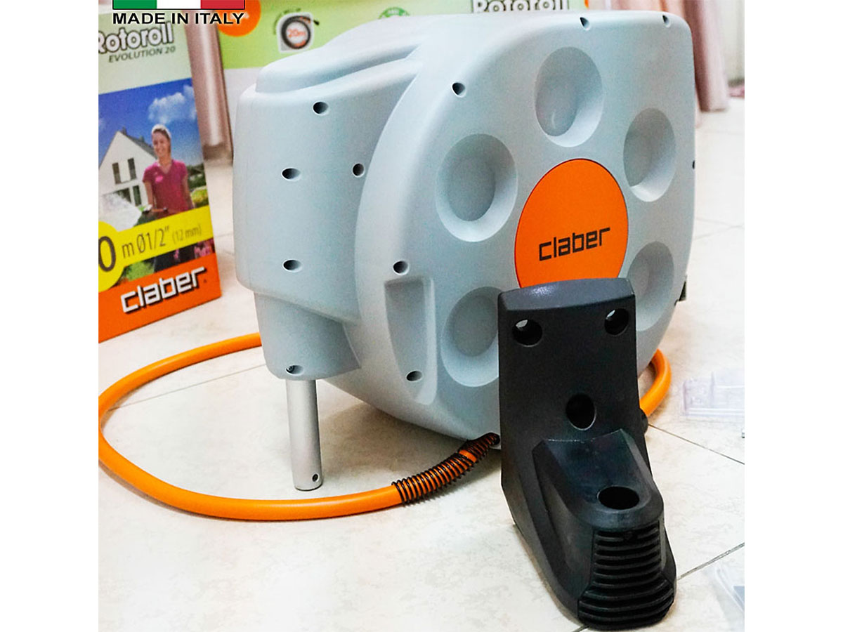 Cuộn vòi tưới cây Claber 8696-Rotoroll Evolution 20m