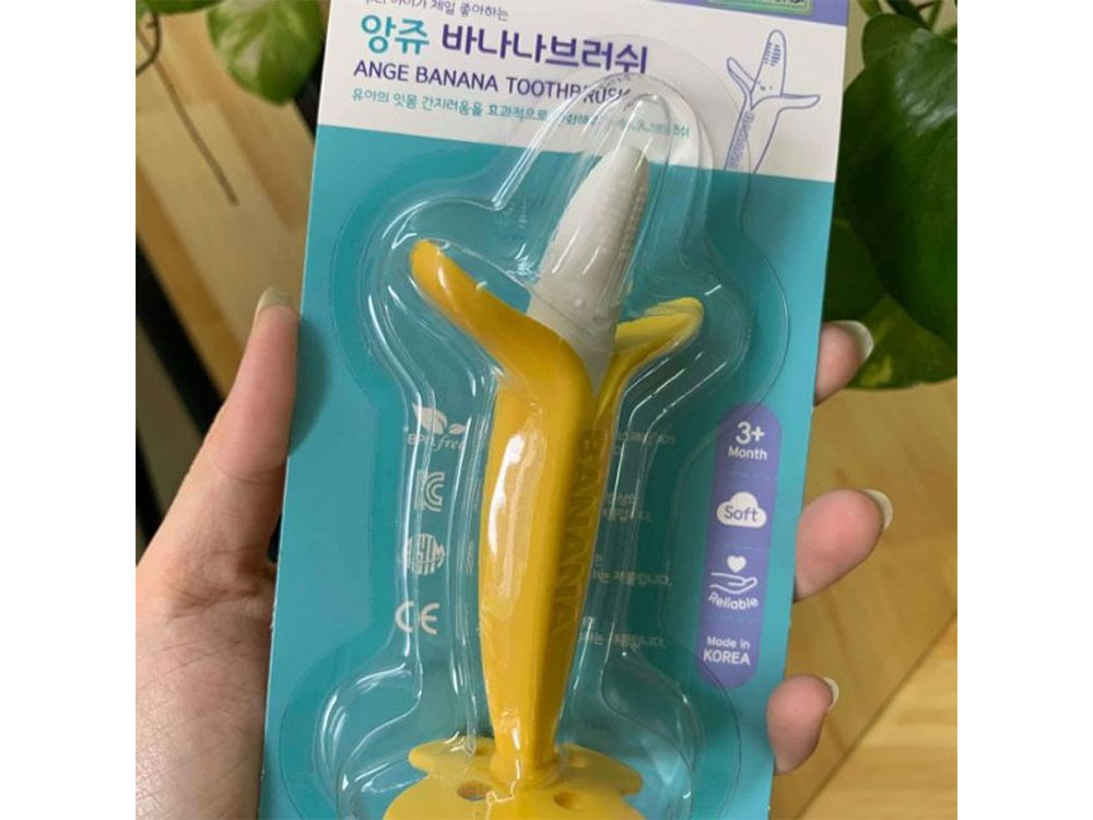 Ngậm nướu hình chuối Ange AG044