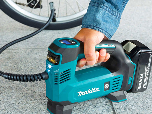 Máy bơm hơi Makita dùng pin 18V DMP180Z (chưa pin, sạc)