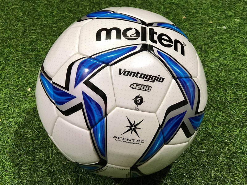 Quả bóng đá Molten F5V 4200 số 5