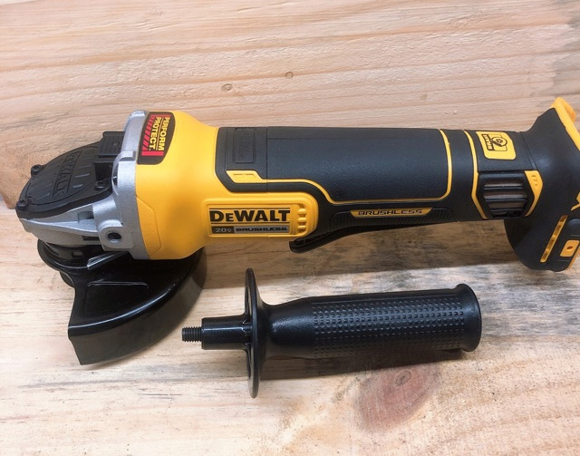 Máy mài góc dùng pin Dewalt DCG413BP2