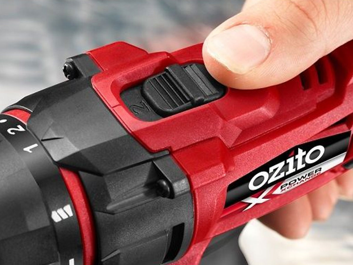 Thân máy khoan vặn vít pin 18V Ozito PXDDS-201 (Chưa bao gồm pin)