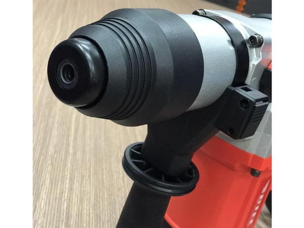 Máy khoan bê tông BTEC BT8290 (1010W)