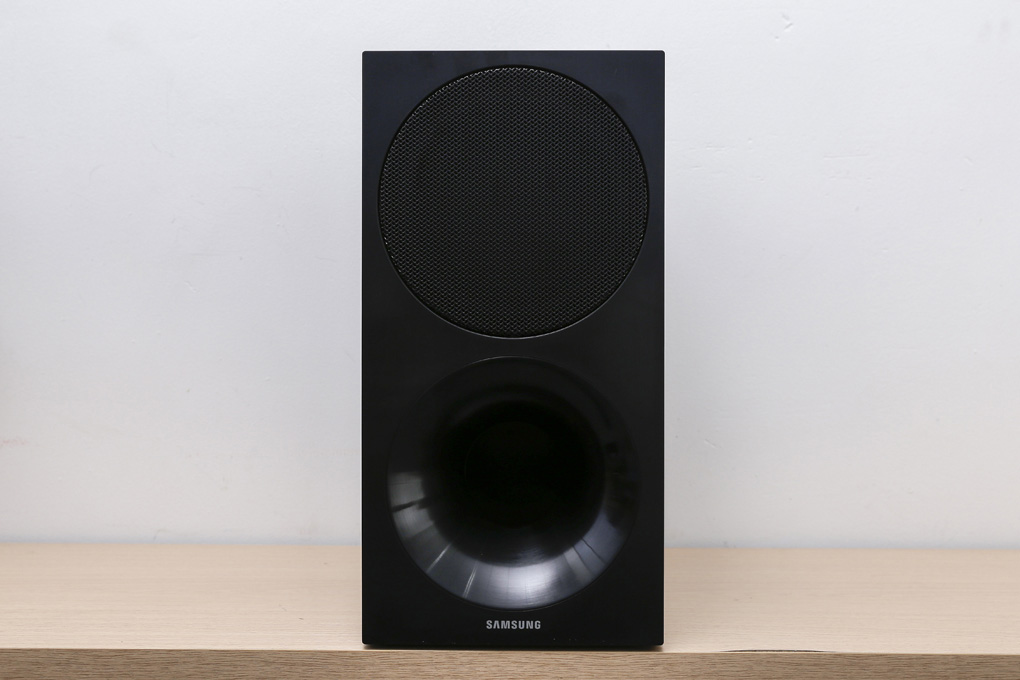 Loa thanh soundbar Samsung 3.1 HW-M550/XV 340W