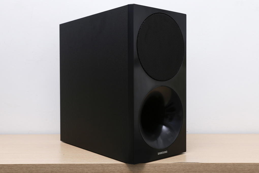 Loa thanh soundbar Samsung 3.1 HW-M550/XV 340W