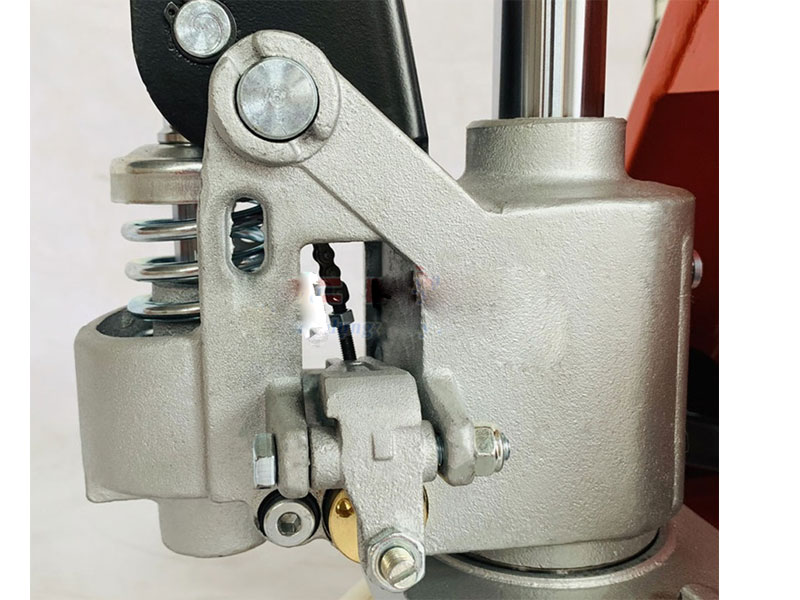 Xe nâng tay thấp Kenbo 2 tấn