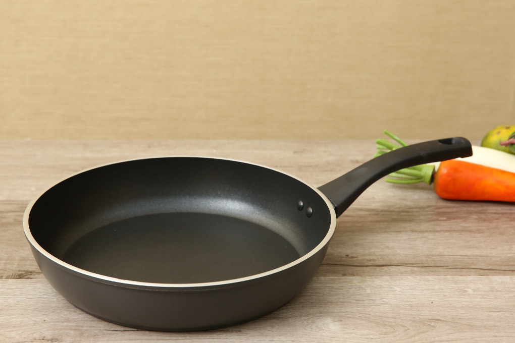 Chảo nhôm chống dính đáy từ 28 cm Supor IH H18201-J28