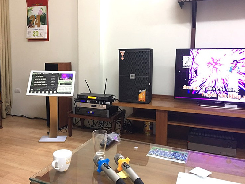 Màn hình cảm ứng VietK Man 22 inch