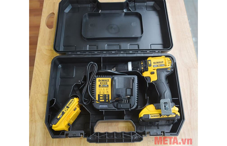 Máy khoan động lực pin DeWalt DCD785D2
