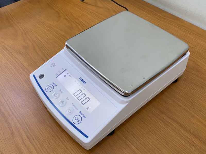 Cân điện tử 3200g/0.01g ViBra AB3202