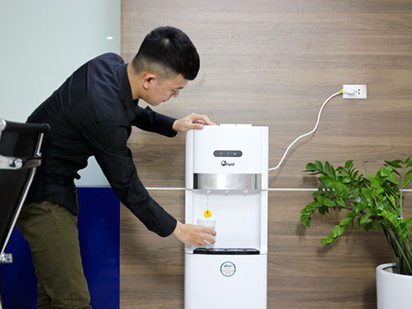 Cây nước nóng lạnh FujiE WD6500C (bình nước âm)