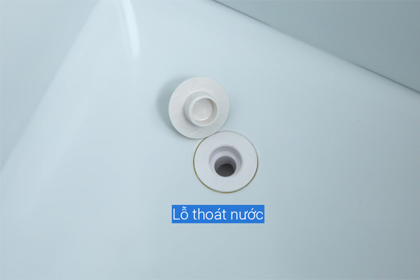 Lỗ thoát nước tủ đông Kangaroo KG266NC2