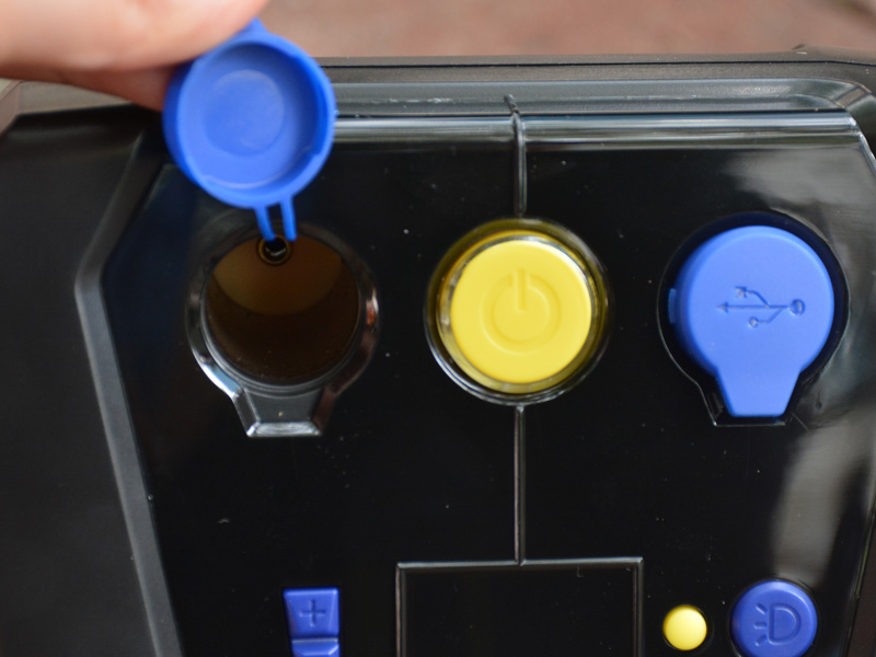 Máy bơm hơi ô tô Michelin 12266