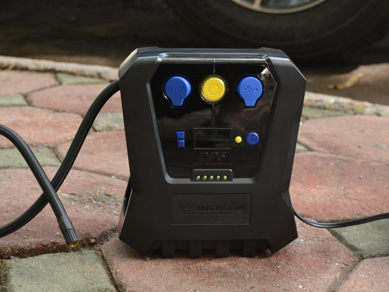 Máy bơm hơi ô tô Michelin 12266