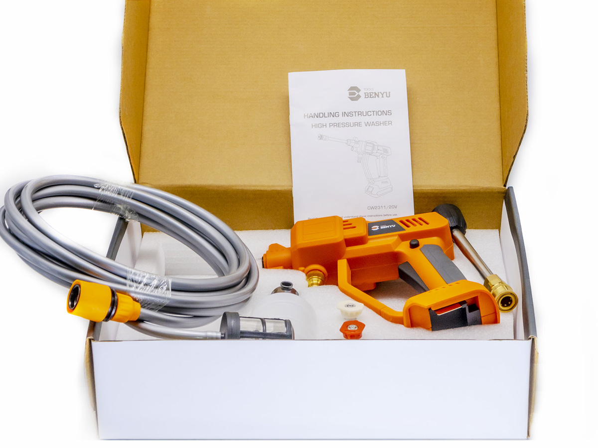 Thân máy rửa xe chạy pin Benyu CW2311/20V (không pin, sạc)