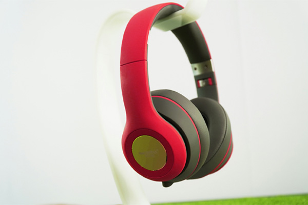 Tai nghe Bluetooth SoundMax BT700