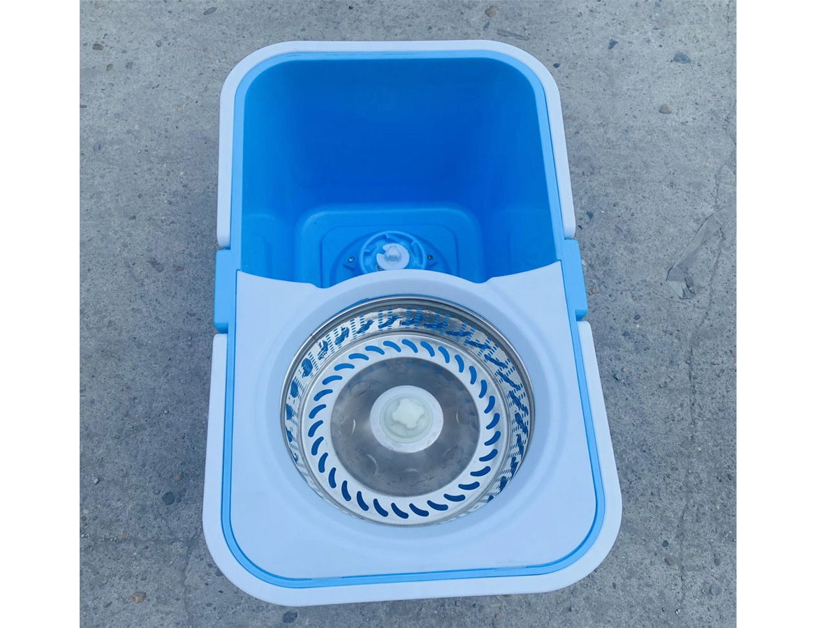 Chổi lau nhà Chefman CM-422V