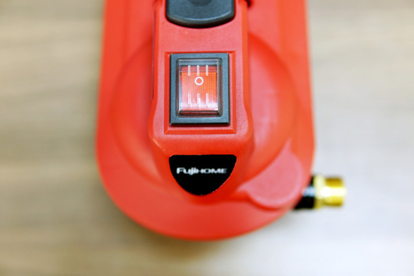 Máy rửa xe mô tơ cảm ứng từ Fujihome PW01