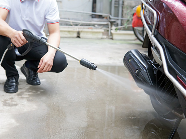 Máy rửa xe mô tơ cảm ứng từ Fujihome PW01