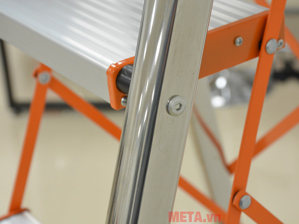 Thang tay vịn inox 6B Nikita NKT-N206(IN06)