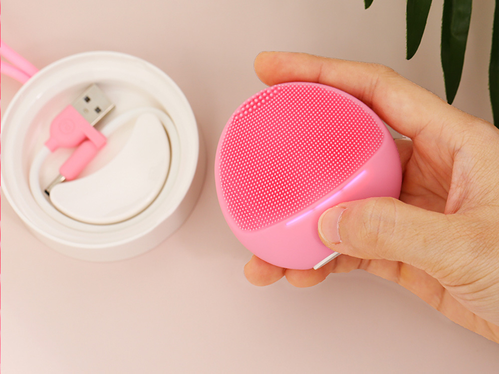 Máy rửa mặt và chăm sóc da nhạy cảm Halio Sensitive Baby Pink