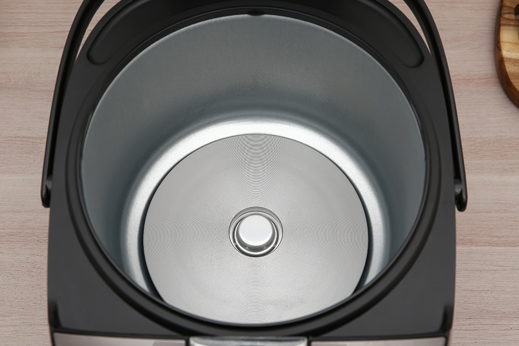 Nồi cơm điện tử Bluestone 1.8 lít RCB-5938