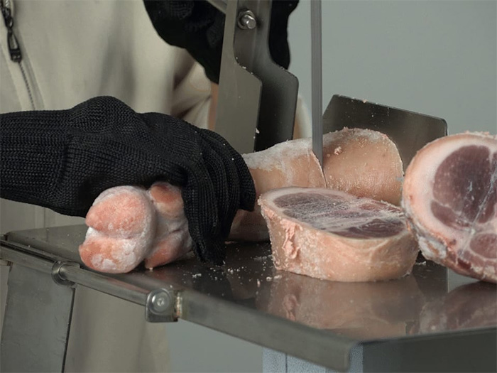 Máy cắt xương, thịt gia xúc gia cầm đông lạnh BC190 (1500W)