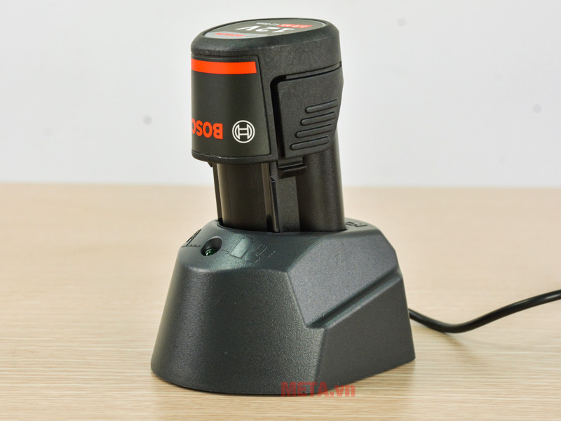 Máy khoan vặn vít dùng pin 12V Bosch GSR 120-LI GEN II (06019G80K5, 1 pin, 1 sạc)