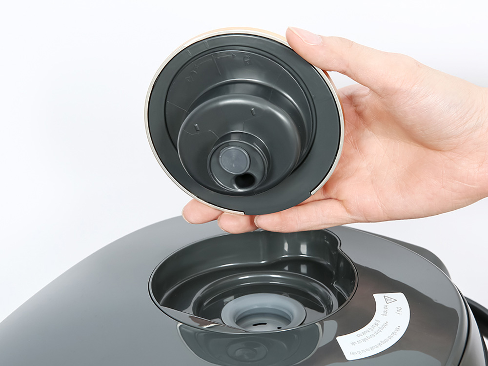 Nồi cơm điện tử 1.8 lít Electrolux E7RC1-650K