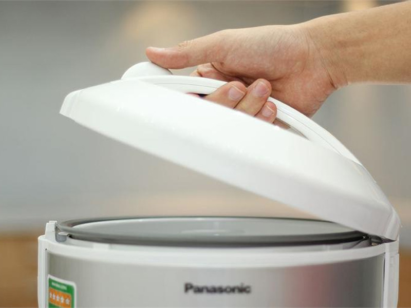 Nồi cơm điện cơ 1.8L Panasonic SR-MVN18LRAX