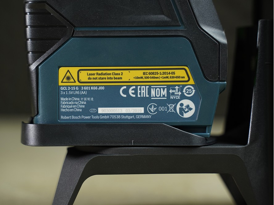 Máy cân mực tia laser Bosch GCL 2-15 G (tia xanh)