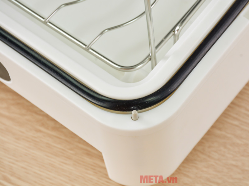 Máy sấy bát đũa có chức năng tiệt trùng UV Beborn Z215BB - 35 lít