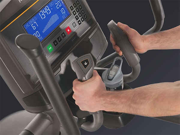 Máy tập liên hoàn Matrix E50 XIR