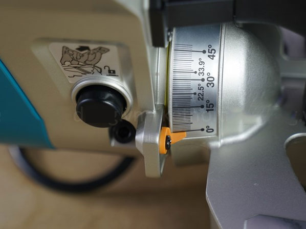 Máy cắt nhôm Makita LS1019L