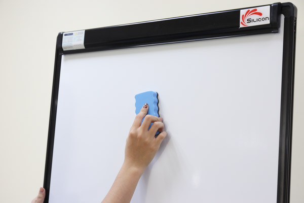 Bảng Flipchart Silicon FB-33 (60x90) - Hàng thanh lý