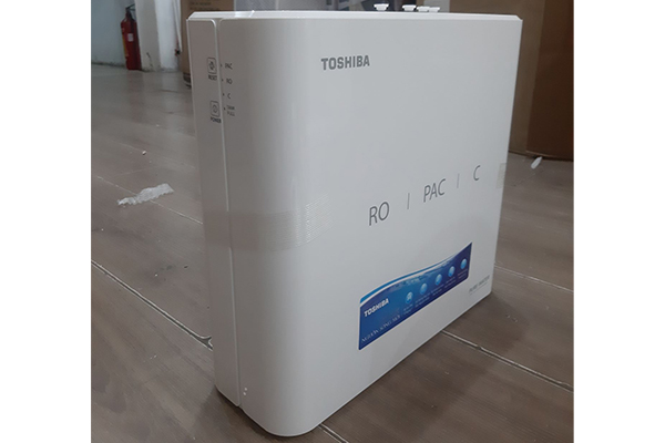 Máy lọc nước trực tiếp RO Toshiba TWP-N1686UV(W1)