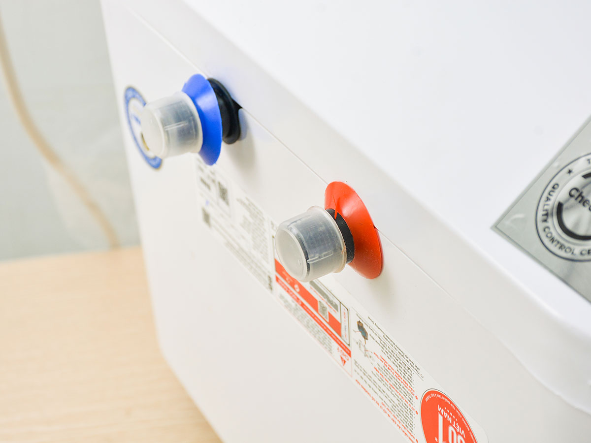 Bình nóng lạnh vuông Rossi PURO RPO30SQ 30 lít