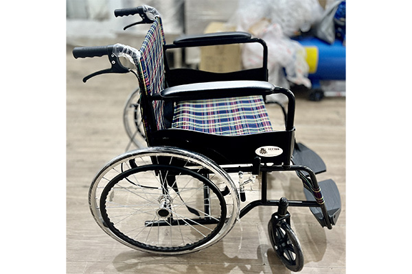 Xe lăn tiêu chuẩn Lucass X75 (X75J)