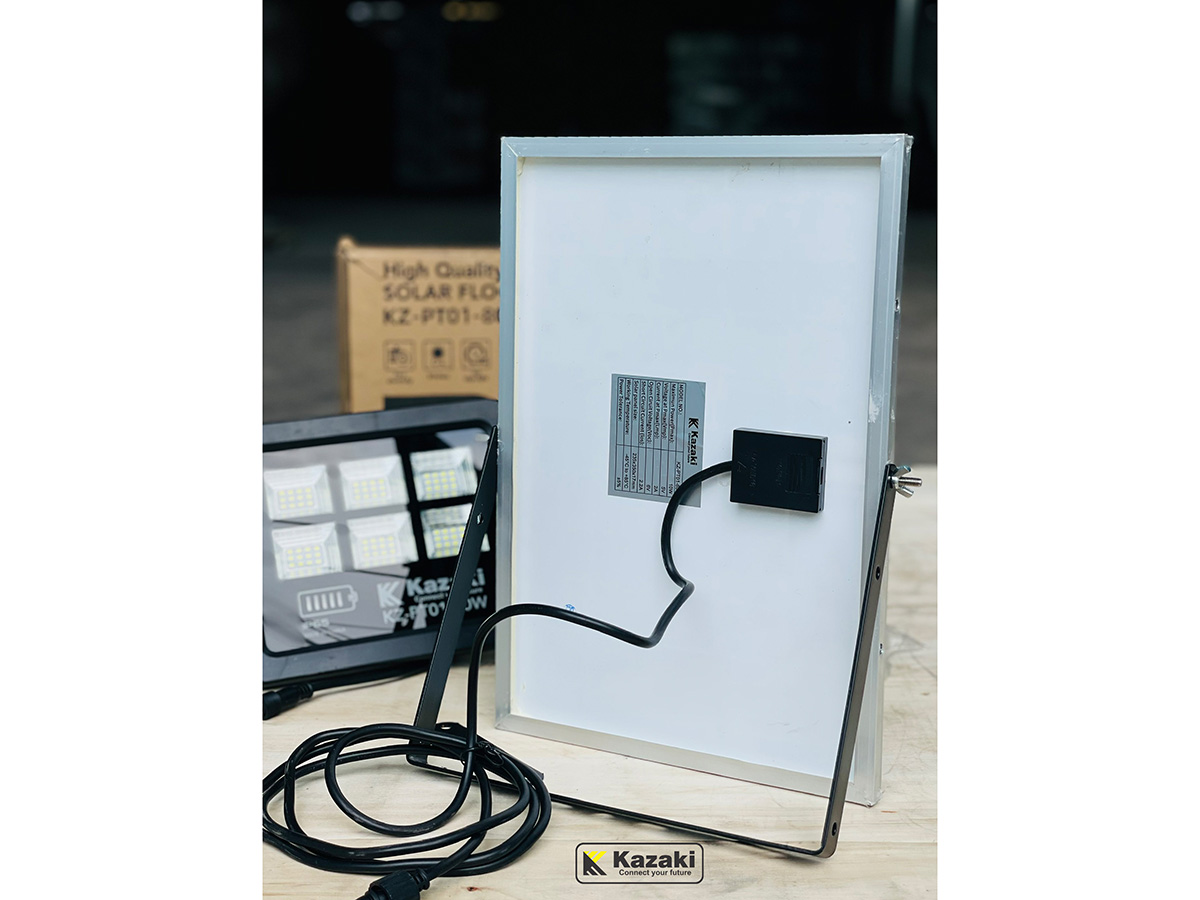 Đèn năng lượng mặt trời Kazaki KZ-PT01-80W