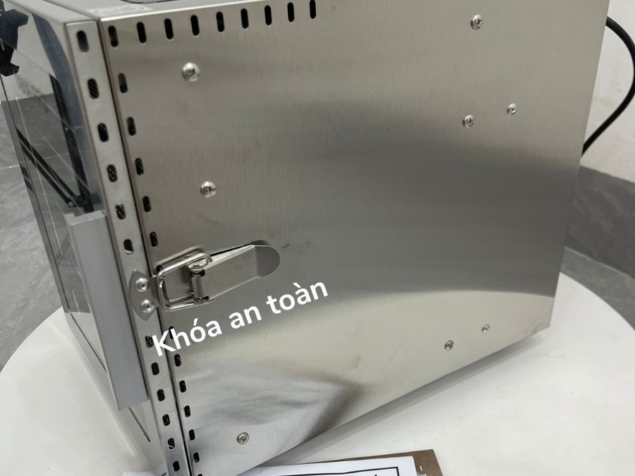 Máy sấy thực phẩm Takai Pro TKUV-08 (có đèn UV diệt khuẩn, 8 khay sấy)