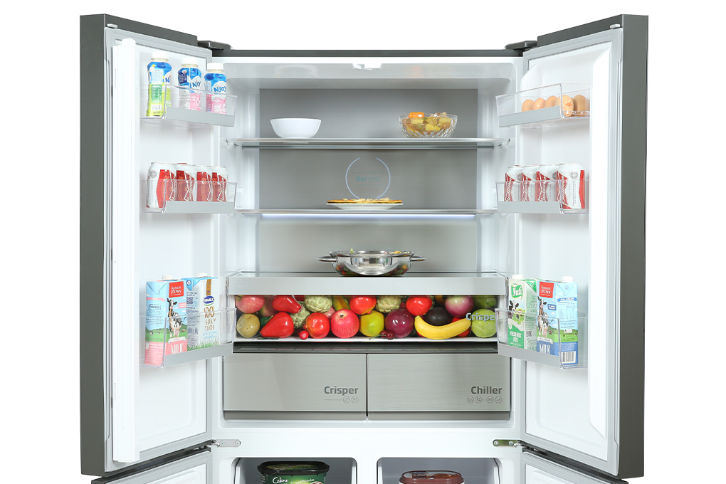 Hệ thống khay, kệ, ngăn chứa làm từ các vật liệu cao cấp, bền bỉ, tải trọng cao của tủ lạnh Beko