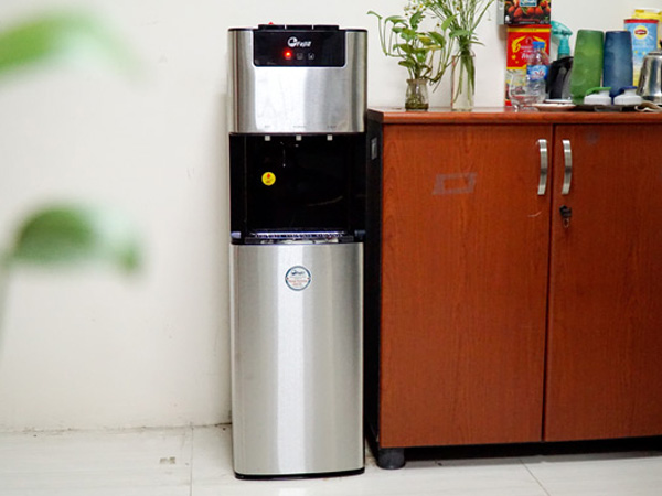 Cây nước nóng lạnh bình âm cao cấp FujiE WD7500C