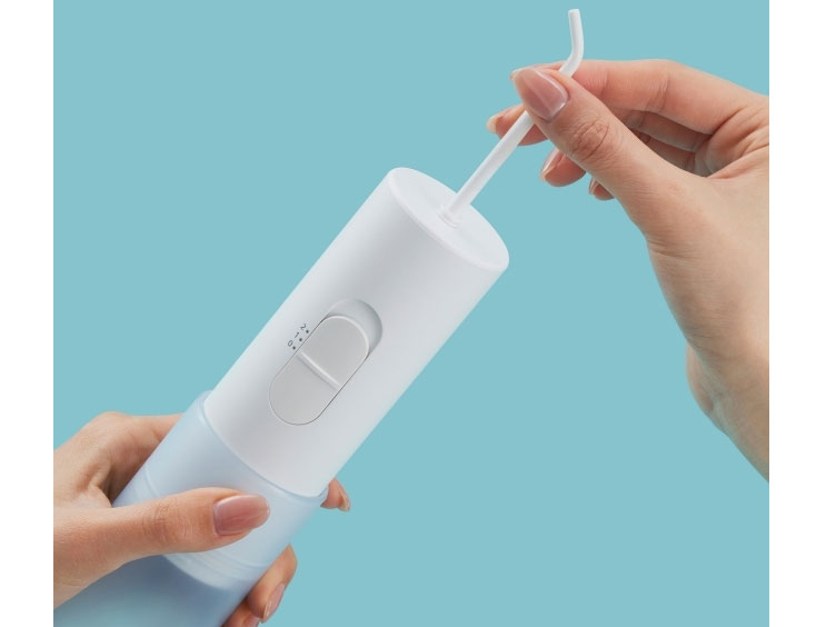 Máy tăm nước cầm tay Panasonic 150ml EW-DJ11-A451